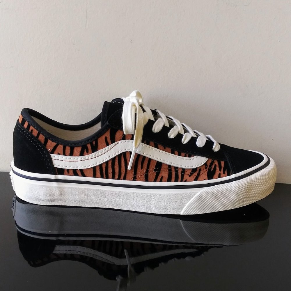 Vans Women's / Unisex Style 36 Decon Sf Leather / Suede Low-Top Sneaker